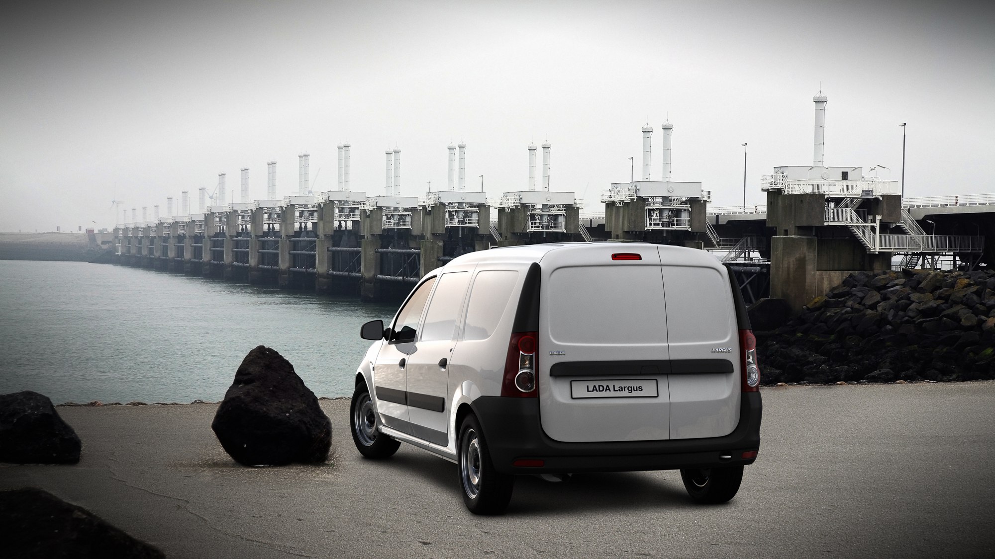 Россияне в августе продолжили скупать фургоны LADA Largus